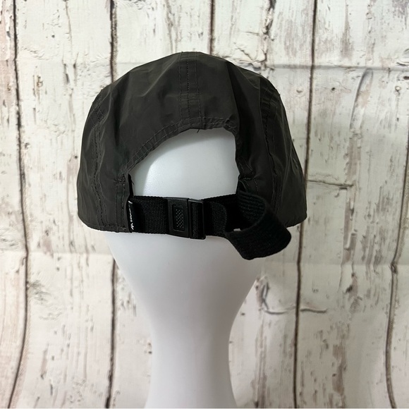 ADIDAS ORIGINAL Women’s Nylon Cap - Picture 3 of 7